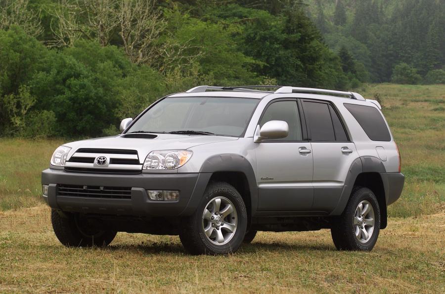  Toyota 4Runner 2003 года  (фото 19 из 41)